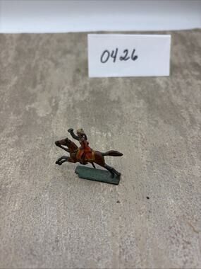 Vintage Barclay Manoil Cast Metal Toy Soldier On Horseback